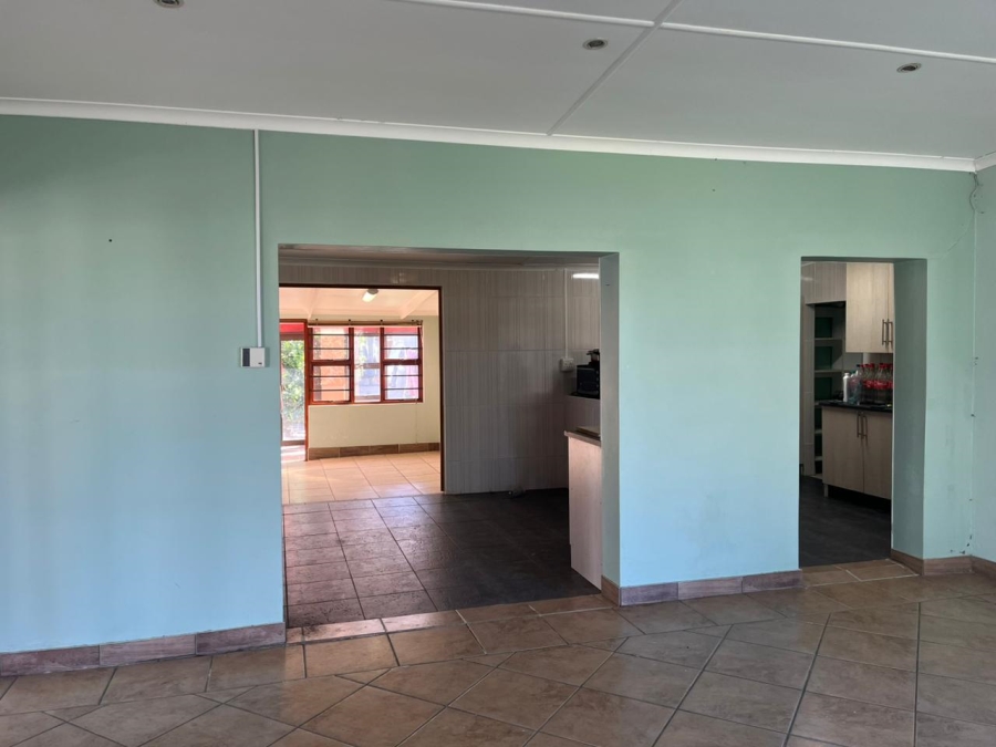  Bedroom Property for Sale in Cove Ridge East Eastern Cape